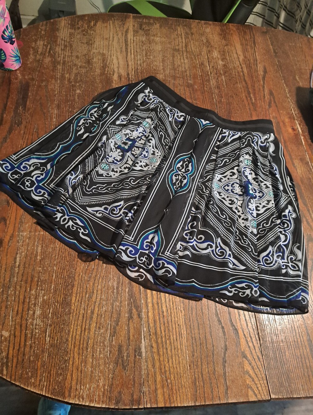 White House Black Market Floral Paisley Side Zip Lined Skirt Size 14
